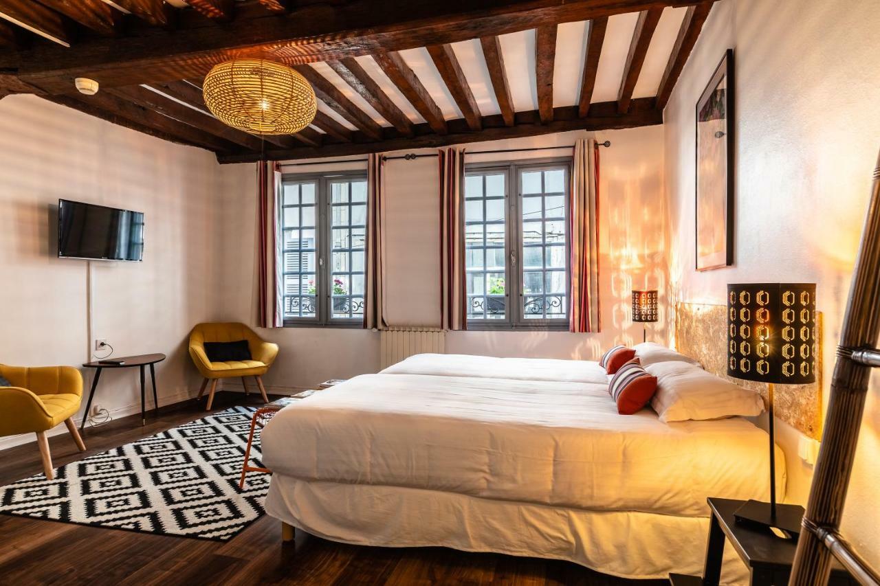 Hotel Le Port Neuf 바욘 외부 사진